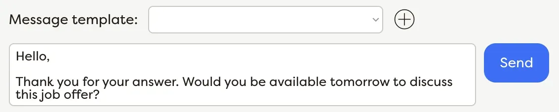 Interface de messagerie avec champ de texte et bouton d'envoi bleu